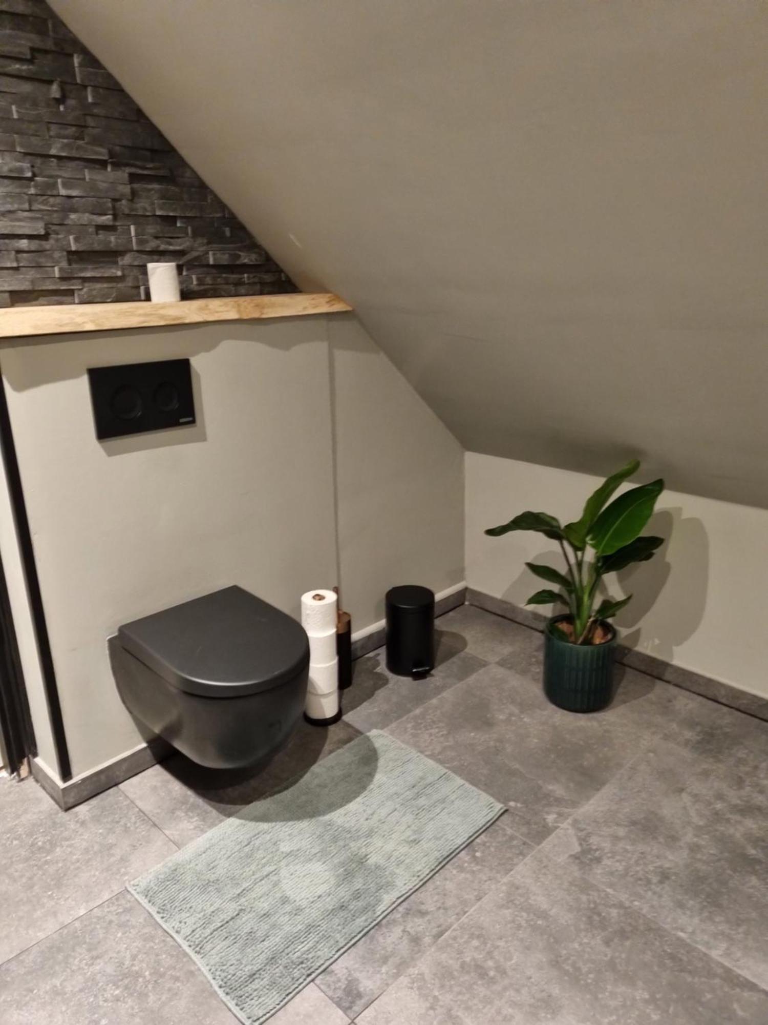 B&B In De Roos Noordbergum Екстер'єр фото